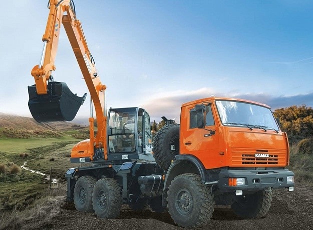 اجاره انواع بیل مکانیکی در پاکدشت